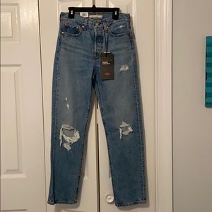 Levi’s Wedgie Straight Jeans